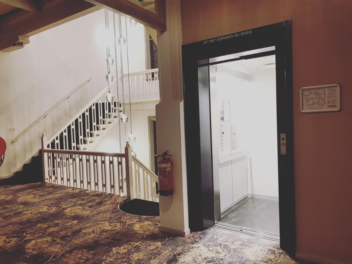 Rijksmonument Hotel De Sprenck Мидълбург Екстериор снимка